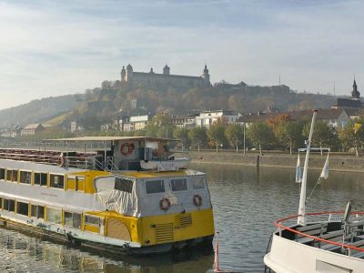 daheim-am-main-familienfuehrung-durch-wuerzburg