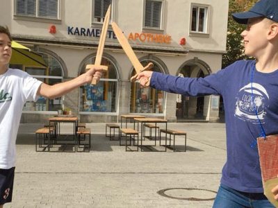 ritterknappe-und-burgfraeulein-leben-im-mittelalterlichen-wuerzburg